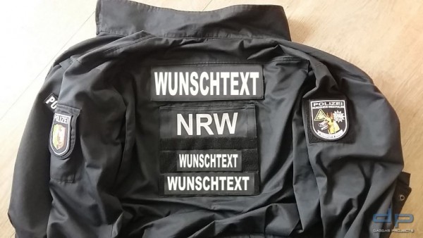 Rückenschild aus 100% Nomex Comfort in parisblau 20x20 cm mit Wunschtext in reflex